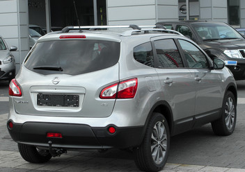 Zacisk hamulcowy przedni prawy Nissan Quashqai+2 I FL